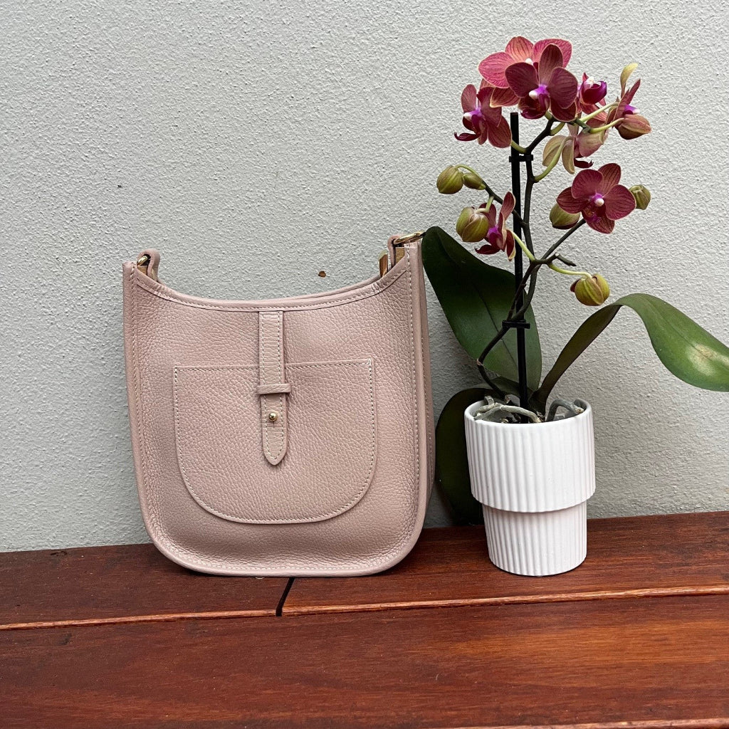 Sorella Handbags Loretta bag in peachpuff or nude