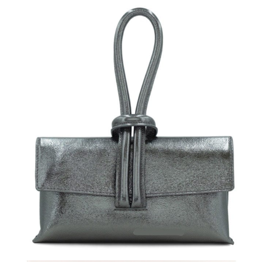 Rachelle clutch in platinum