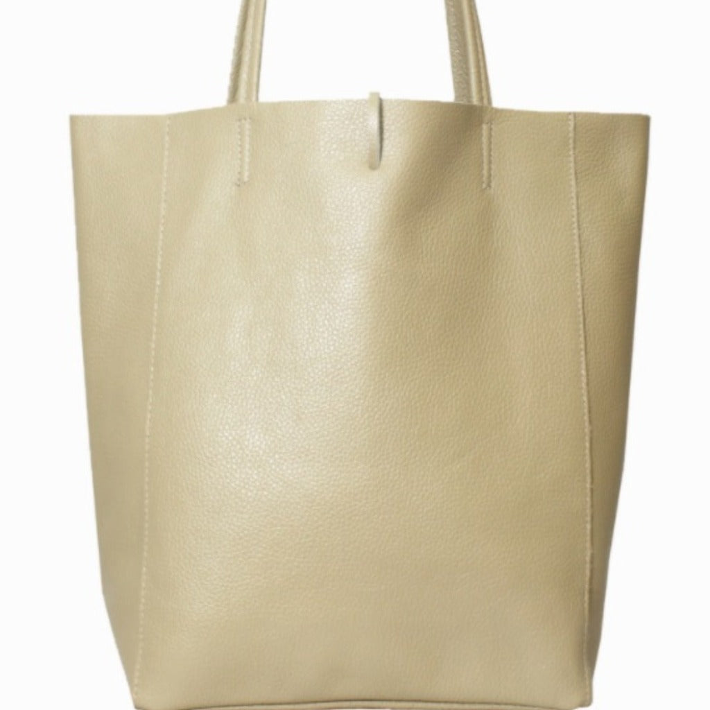 Muzi bag in light taupe or wheat