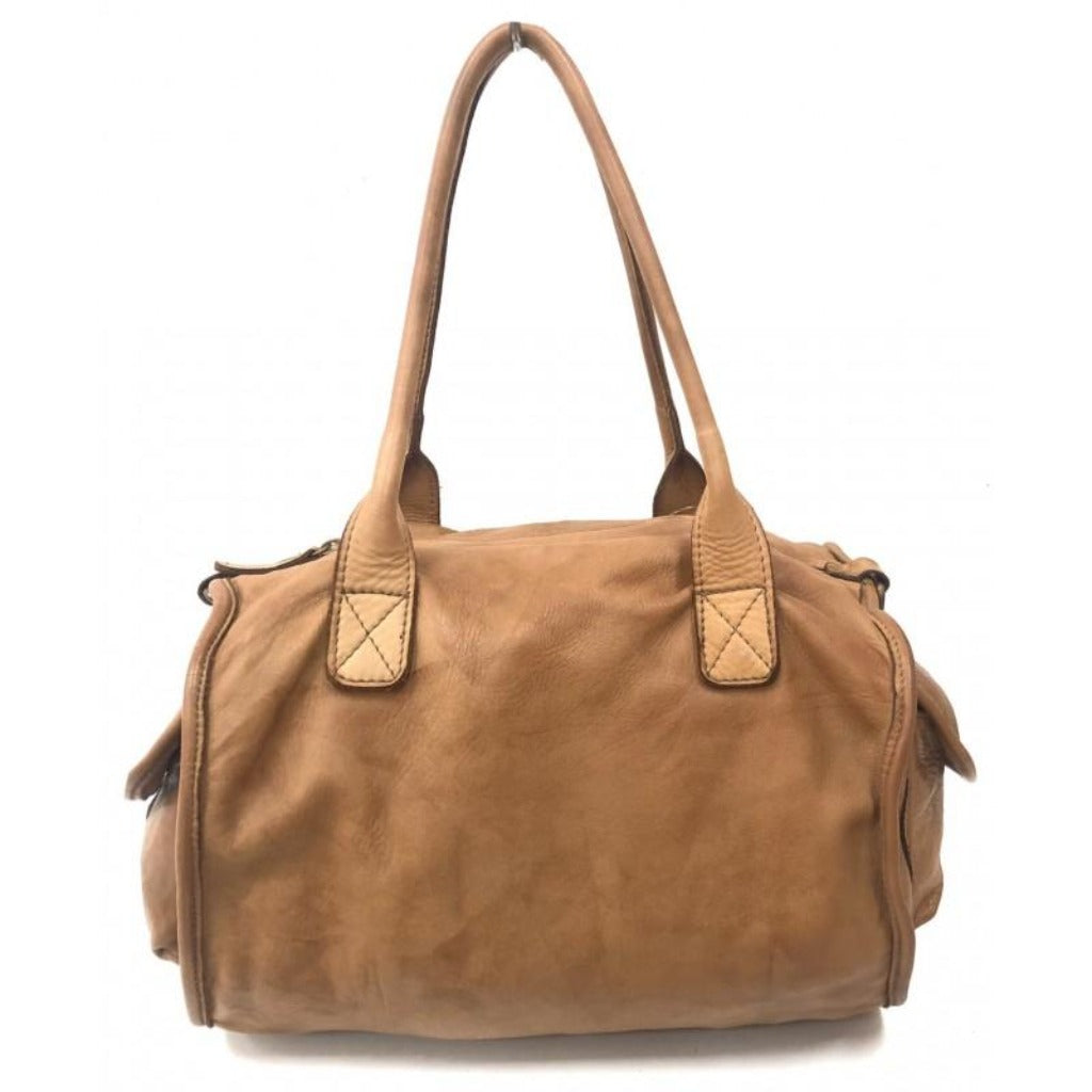 Side view of the Ardathia bag