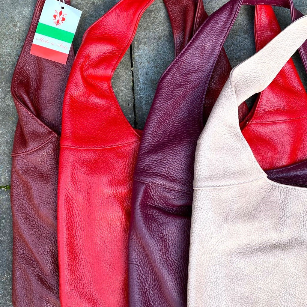 Cocoa bag in dark red, red, maroon and peachpuff