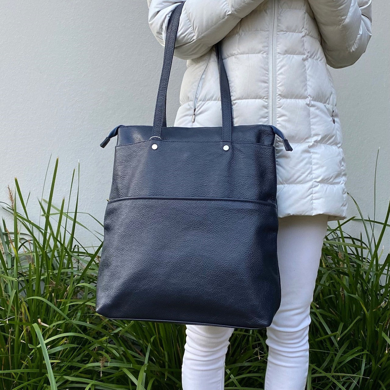 Jackie bag in navy