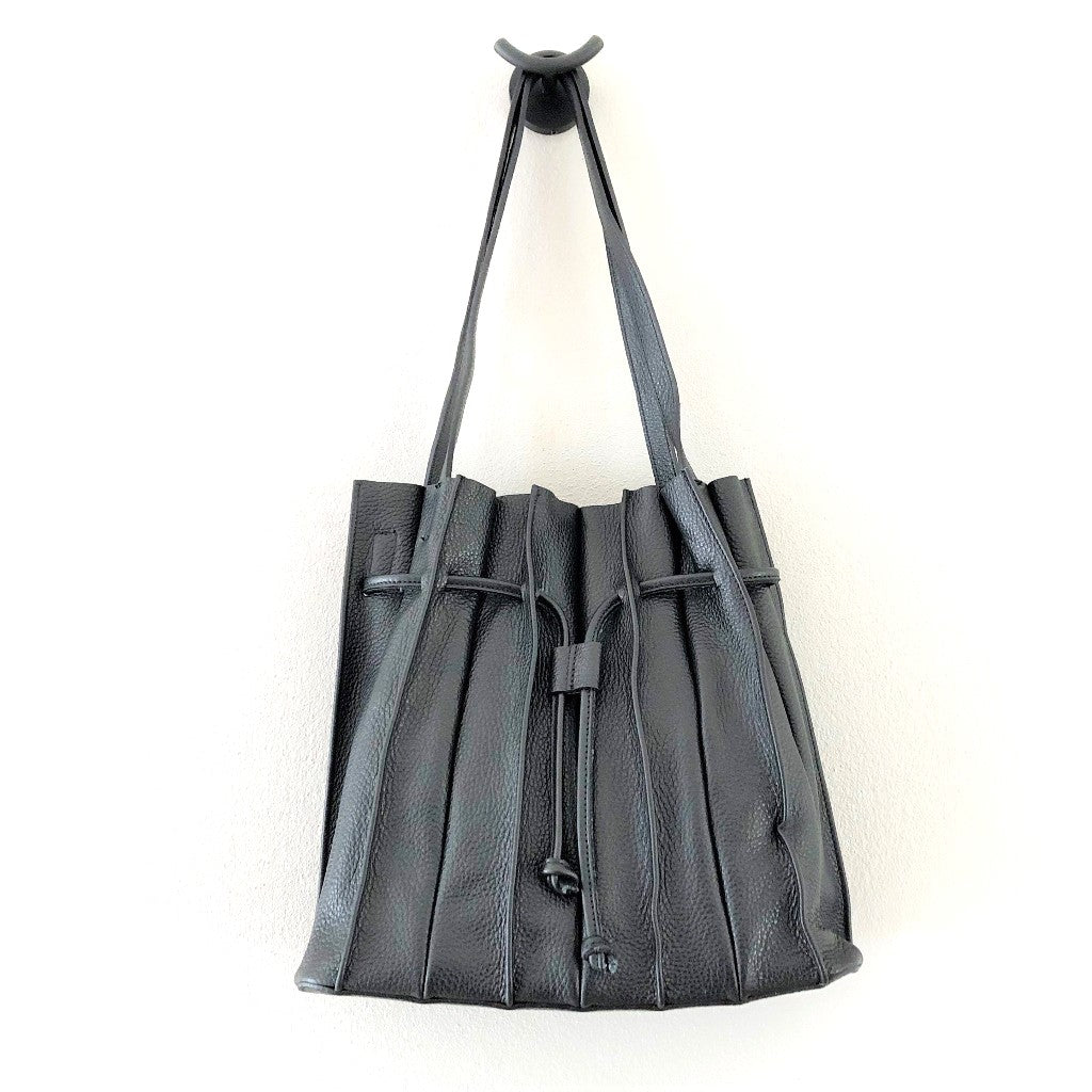Susie bag in dark grey