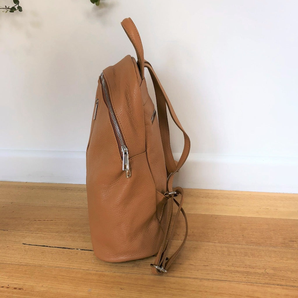 Avita backpack from the side