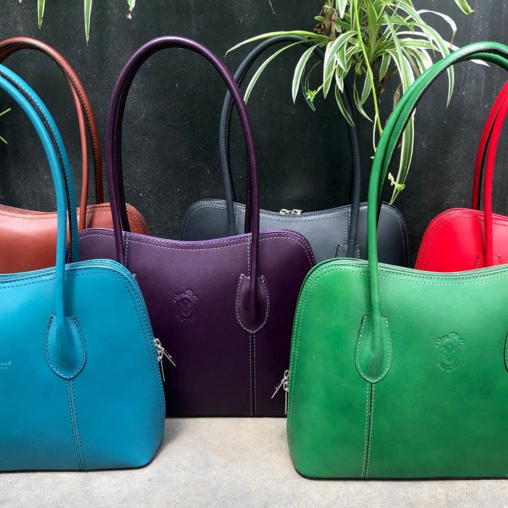 Group of mixed colours in the Donatello range