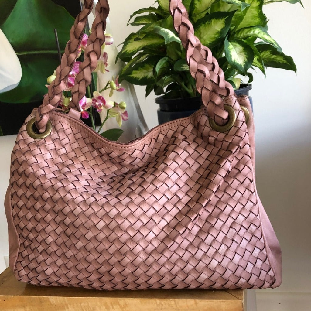 Izzy bag in light pink