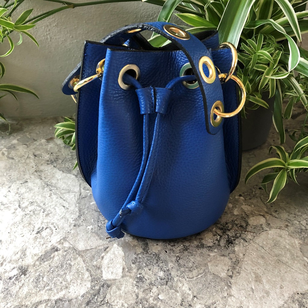 Lucy tote in royal blue