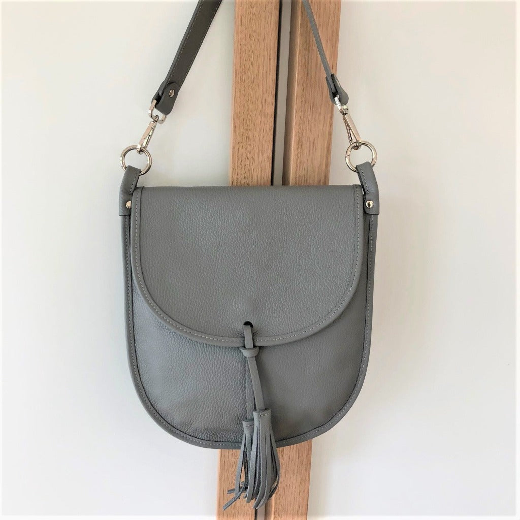 Oriel bag in light grey