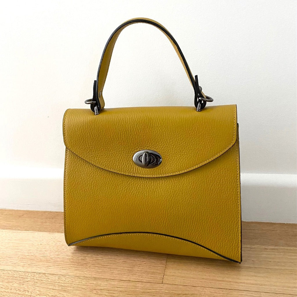 Rita bag in mustard yellow, also known on Shopify as gold