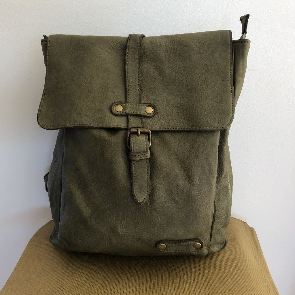 Tyra backpack in chocolate, olive and black