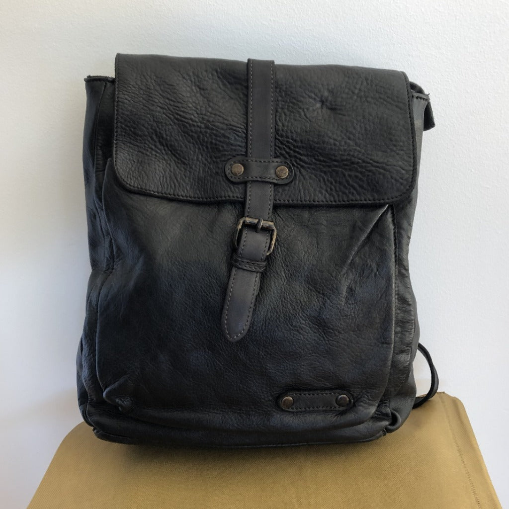 Tyra vintage backpack in black